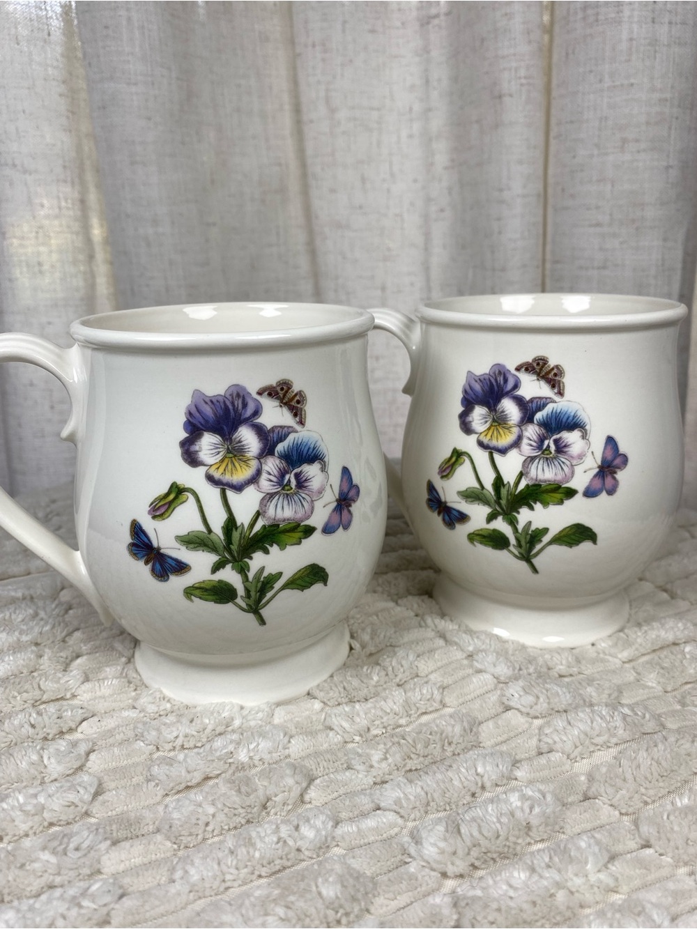 Portmeirion Botanic Garden Pansy Footed Mugs - Made in Britain - Pair of 2
